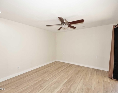4111 N 87th Place - Photo Thumbnail 25