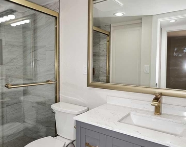 4111 N 87th Place - Photo Thumbnail 33