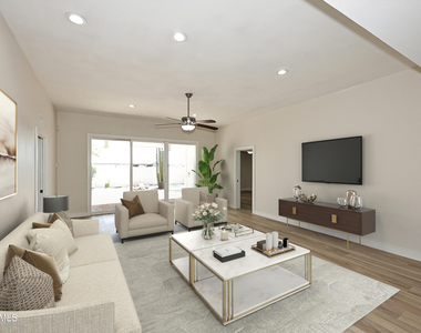 4111 N 87th Place - Photo Thumbnail 9