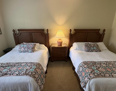 8233 Mulligan Circle - Photo Thumbnail 18