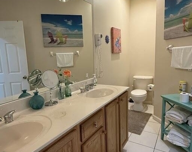 8233 Mulligan Circle - Photo Thumbnail 13