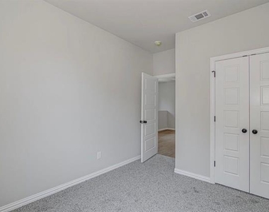 3121 Lumber Street - Photo Thumbnail 11