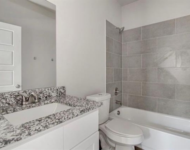 3121 Lumber Street - Photo Thumbnail 6