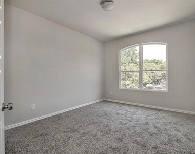 3121 Lumber Street - Photo Thumbnail 9