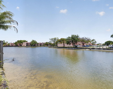 5617 Nw 16th Street - Photo Thumbnail 1