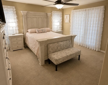 9923 E Forge Avenue - Photo Thumbnail 7