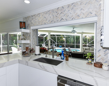 880 Hickory Terrace - Photo Thumbnail 8