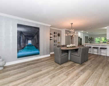 880 Hickory Terrace - Photo Thumbnail 4