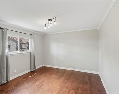 1637 Dell Oak Drive - Photo Thumbnail 15