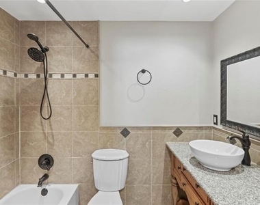 1637 Dell Oak Drive - Photo Thumbnail 11
