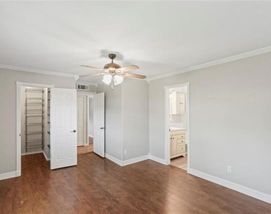 1637 Dell Oak Drive - Photo Thumbnail 14