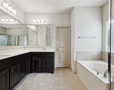 15628 Carlton Oaks Drive - Photo Thumbnail 16