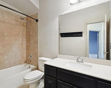 15628 Carlton Oaks Drive - Photo Thumbnail 21