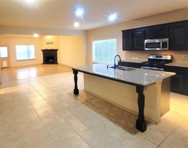 15628 Carlton Oaks Drive - Photo Thumbnail 6