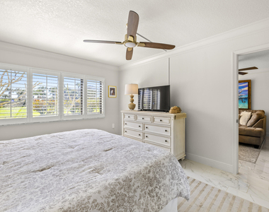 2400 S Ocean Drive - Photo Thumbnail 16