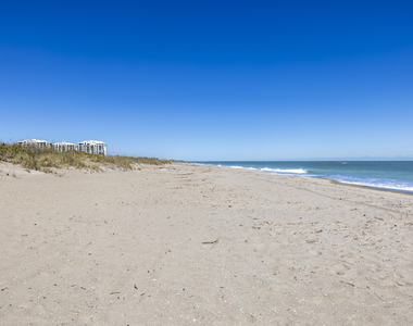 2400 S Ocean Drive - Photo Thumbnail 45
