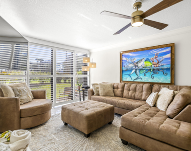 2400 S Ocean Drive - Photo Thumbnail 9