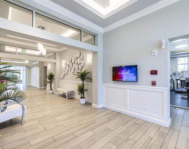 2400 S Ocean Drive - Photo Thumbnail 30