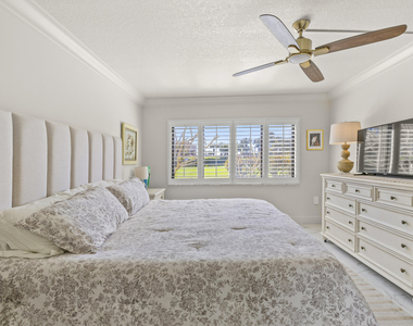 2400 S Ocean Drive - Photo Thumbnail 15