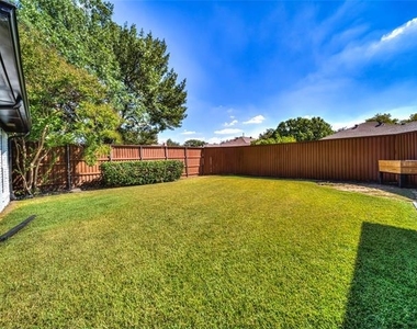 6650 Lovington Drive - Photo Thumbnail 18