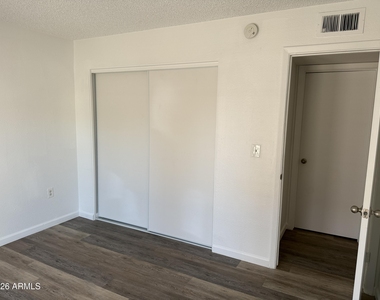 860 E Brown Road - Photo Thumbnail 9