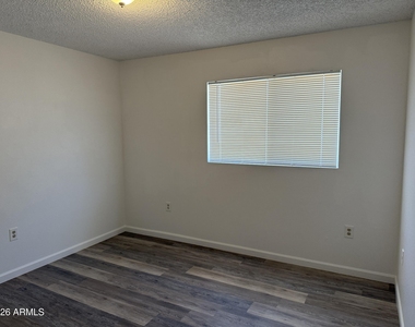 860 E Brown Road - Photo Thumbnail 6