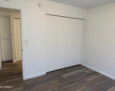 860 E Brown Road - Photo Thumbnail 7