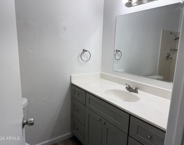 860 E Brown Road - Photo Thumbnail 11