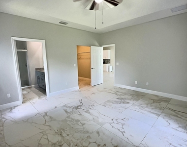 413 Martin Avenue - Photo Thumbnail 14