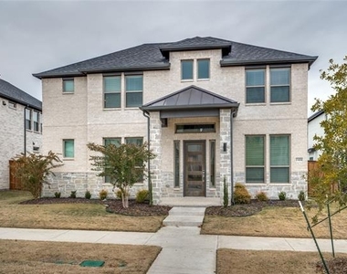 13474 Chalet Avenue - Photo Thumbnail 1