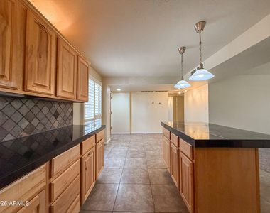 7402 E Carefree Drive - Photo Thumbnail 11