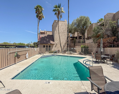 7402 E Carefree Drive - Photo Thumbnail 24