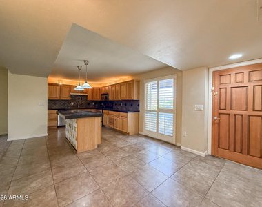 7402 E Carefree Drive - Photo Thumbnail 9