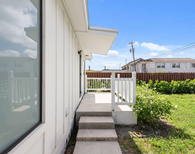 517 55th Street - Photo Thumbnail 9