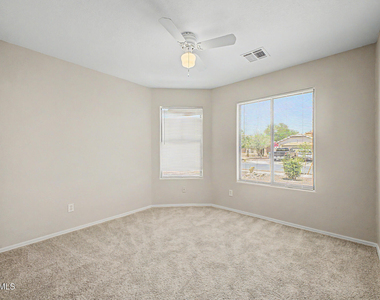 8133 W Magnolia Street - Photo Thumbnail 11