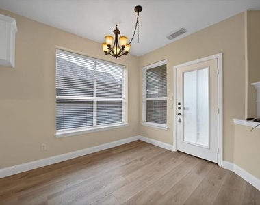 18638 Tall Oak Drive - Photo Thumbnail 16