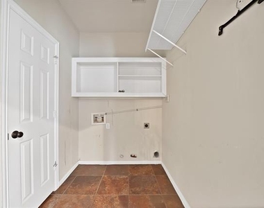18638 Tall Oak Drive - Photo Thumbnail 20