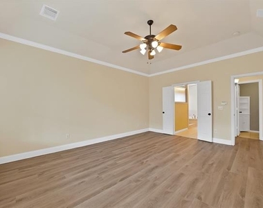 18638 Tall Oak Drive - Photo Thumbnail 22