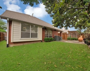 18638 Tall Oak Drive - Photo Thumbnail 37