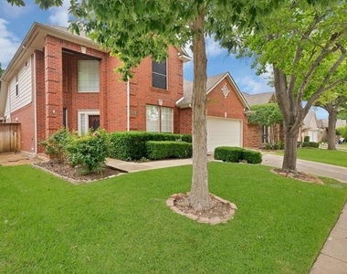18638 Tall Oak Drive - Photo Thumbnail 2