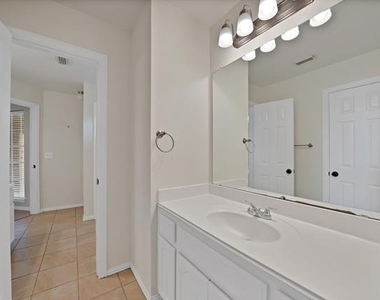 18638 Tall Oak Drive - Photo Thumbnail 30
