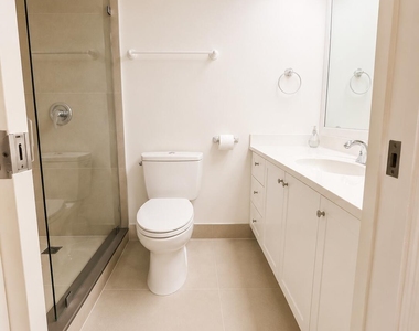 4200 Oaks Terrace - Photo Thumbnail 5