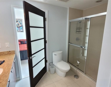 3029 Ne 188th Street - Photo Thumbnail 16