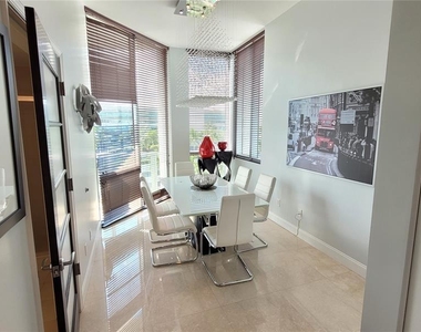 3029 Ne 188th Street - Photo Thumbnail 8
