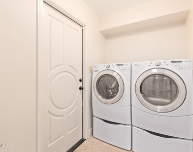 6282 E Pinchot Avenue - Photo Thumbnail 21