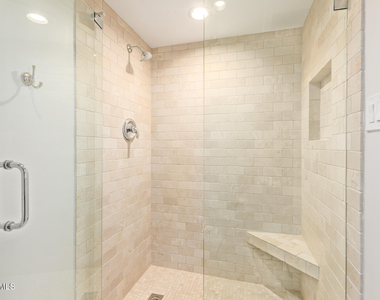 6282 E Pinchot Avenue - Photo Thumbnail 14
