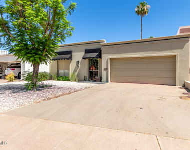 6282 E Pinchot Avenue - Photo Thumbnail 1