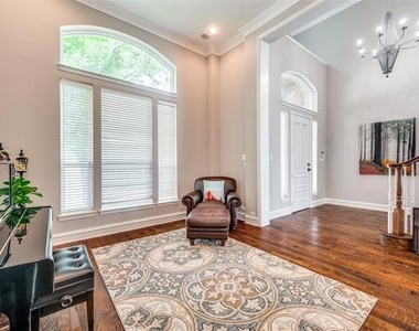 8856 Shady Shore Drive - Photo Thumbnail 3