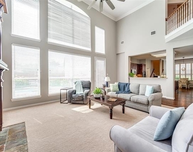 8856 Shady Shore Drive - Photo Thumbnail 7