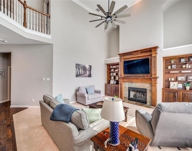 8856 Shady Shore Drive - Photo Thumbnail 5